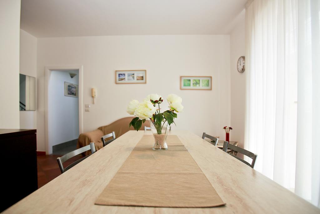 B&B A Casa Di Amici Джардіні-Наксос Екстер'єр фото